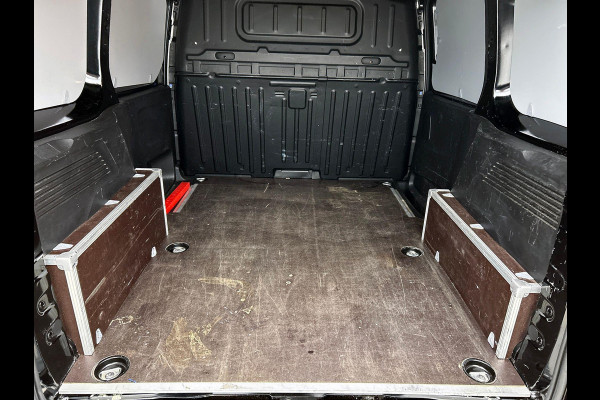 Opel Combo 1.5D L1H1 130pk Automaat Edition Airco Navigatie Apple Carplay/ Android Auto Trekhaak Betimmerd Cruise Control