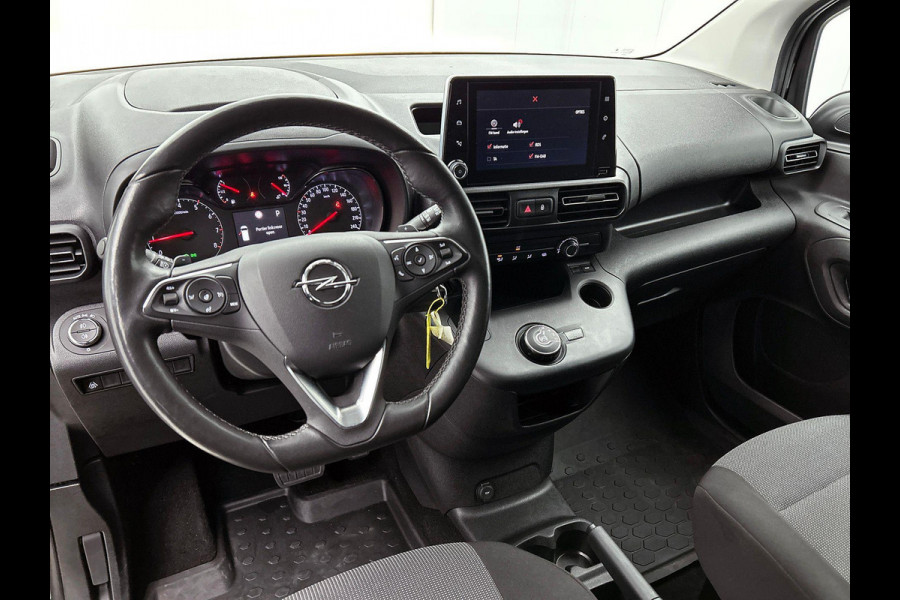 Opel Combo 1.5D L1H1 130pk Automaat Edition Airco Navigatie Apple Carplay/ Android Auto Trekhaak Betimmerd Cruise Control