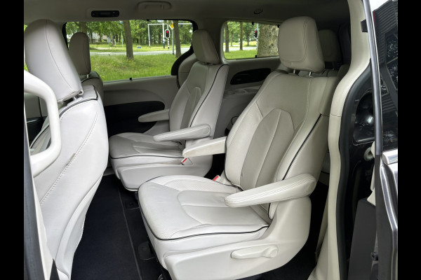 Chrysler Grand Voyager 3.6 V6 Hybrid PHEV LIMITED