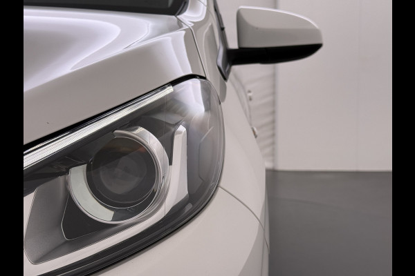 Peugeot 108 1.0 e-VTi 5Drs Airco Bluetooth Elek.Ramen Pack Premium Active Isofix ESP Mistlampen Origineel Nederlanse Auto