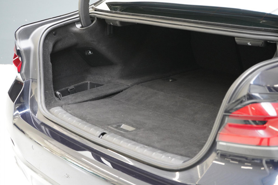 BMW 5 Serie 530e 293pk M Sport Edition | SoH 84% | Leder | Sportstoelen | Elektr.verstl. stoelen | Trekhaak