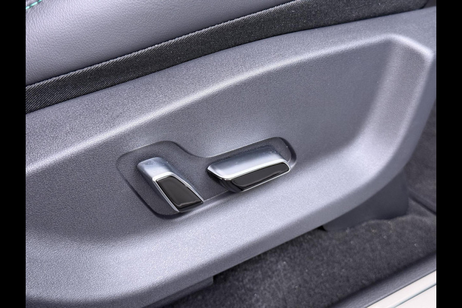 BYD SEAL U 1.5 DM-i FWD Boost VAN: 38.900,- VOOR: 34.440,- UW WKVOORDEEL: 4.460,- | NIEUWE AUTO UIT VOORRAAD LEVERBAAR | 6 JAAR GARANTIE T/M 02-2032 | ALL-IN PRIJS | BTW VERREKENBAAR | FULL OPTION | PANODAK | ELEKTRISCHE STOELEN | ELEKTRISCHE ACHTERKLEP | BOUNDLESS CLOUD