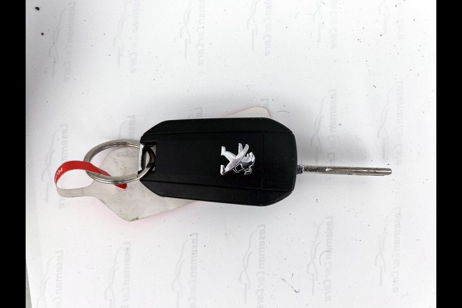 Peugeot Partner 1.2 Benzine 111PK Euro6 Premium / Airco / Navigatie / Cruise-ctr. / Schuifdeur + Raam / Radio multimedia / Apk 08-2027