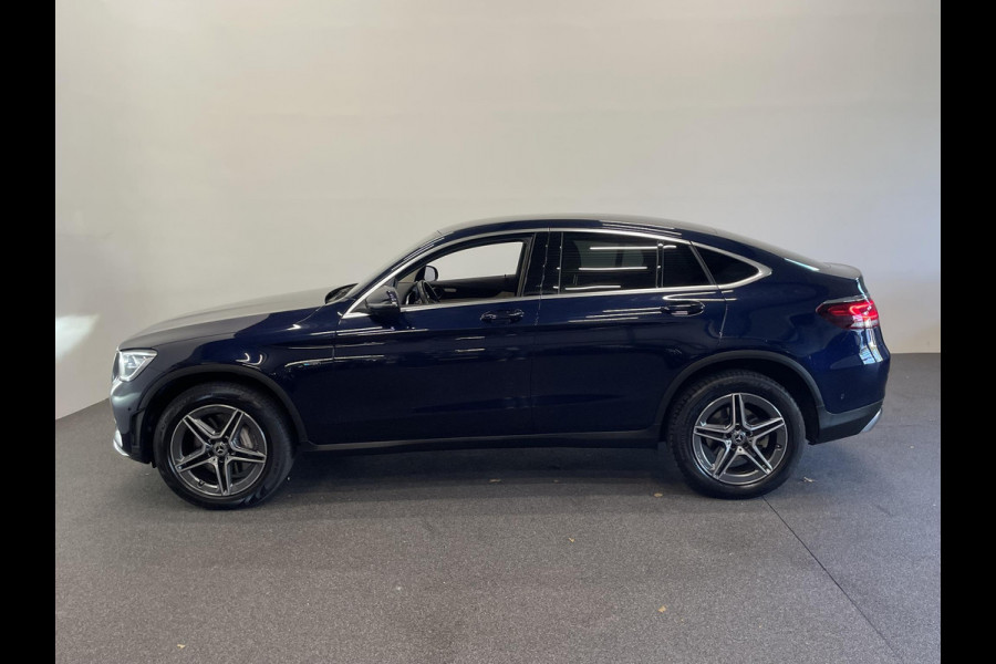 Mercedes-Benz GLC Coupé 300e 4MATIC 320pk PHEV AMG Line Navigatie Apple Carplay/Android Auto Camera Parkeersensoren Cruise Control Full Led Elektrische achterklep Stoelverwarming Climate Control Lichtmetalen velgen