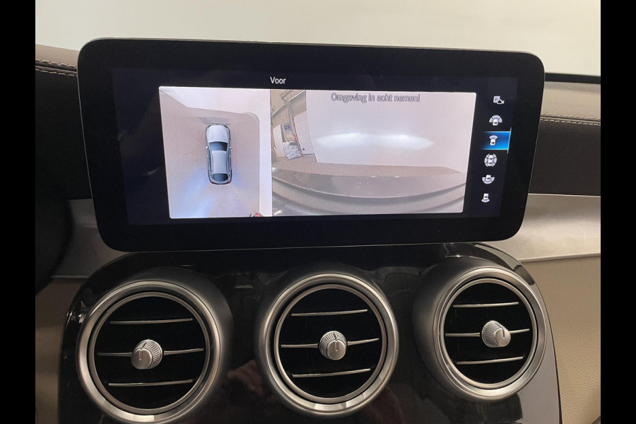 Mercedes-Benz GLC Coupé 300e 4MATIC 320pk PHEV AMG Line Navigatie Apple Carplay/Android Auto Camera Parkeersensoren Cruise Control Full Led Elektrische achterklep Stoelverwarming Climate Control Lichtmetalen velgen