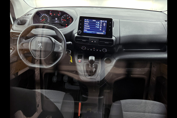 Peugeot Partner 1.2 Benzine 111PK Euro6 Premium / Airco / Navigatie / Cruise-ctr. / Schuifdeur + Raam / Radio multimedia / Apk 08-2027