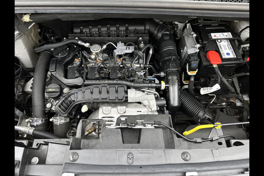 Peugeot Partner 1.2 Benzine 111PK Euro6 Premium / Airco / Navigatie / Cruise-ctr. / Schuifdeur + Raam / Radio multimedia / Apk 08-2027