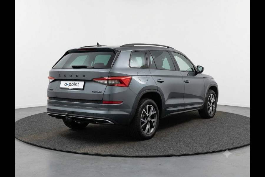 Škoda Kodiaq 1.5 TSI Business Edition Plus 7 persoons 150pk | Panoramadak | Trekhaak | Verwarmbare voorstoelen | Parkeercamera