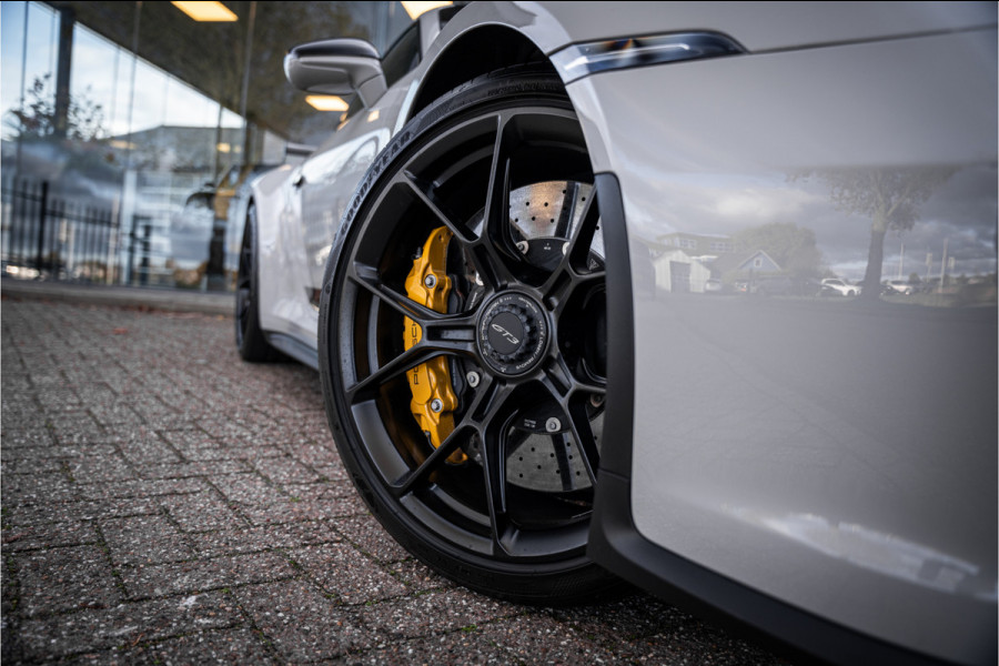 Porsche 911 4.0 GT3 ** Clubsport ** PPF ** NL auto ** PCCB ** Lift ** Carbon Dak ** PTV Plus ** 4-wiel sturing NP 295K ** NAP ** 992 GT3