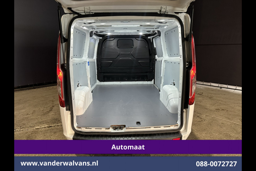 Ford Transit Custom 2.0 TDCI 131pk Automaat L2H1 Euro6 Airco | Xenon | Camera | Apple Carplay | LED | Adaptive Cruisecontrol | Trekhaak Android Auto, Stoelverwarming, Verwarmde voorruit, Dakdragers, Parkeersensoren, Bijrijdersbank, Achterklep
