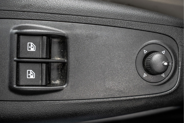 Fiat Ducato MultiJet 140PK | Bakwagen met laadklep | Camera | Cruise | Airco