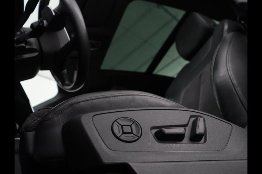 Audi e-tron Sportback 50 quattro S edition 71 kWh | SOH 90.4% | Panoramadak | Adaptive cruise | Matrix LED | Elek. Stoelen | Memory | Stoelverwarming | Camera | DAB | Leder/Alcantara | Camera | S Line