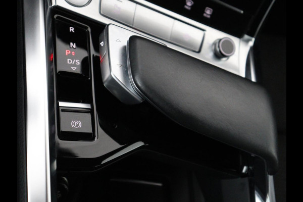 Audi e-tron Sportback 50 quattro S edition 71 kWh | SOH 90.4% | Panoramadak | Adaptive cruise | Matrix LED | Elek. Stoelen | Memory | Stoelverwarming | Camera | DAB | Leder/Alcantara | Camera | S Line