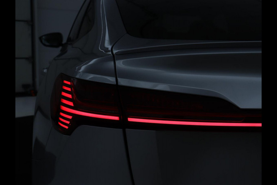 Audi e-tron Sportback 50 quattro S edition 71 kWh | SOH 90.4% | Panoramadak | Adaptive cruise | Matrix LED | Elek. Stoelen | Memory | Stoelverwarming | Camera | DAB | Leder/Alcantara | Camera | S Line