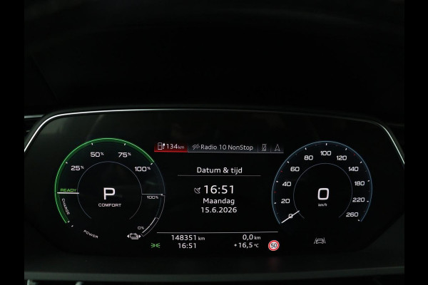 Audi e-tron Sportback 50 quattro S edition 71 kWh | SOH 90.4% | Panoramadak | Adaptive cruise | Matrix LED | Elek. Stoelen | Memory | Stoelverwarming | Camera | DAB | Leder/Alcantara | Camera | S Line