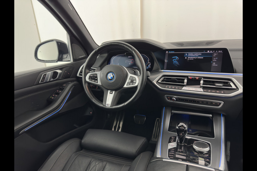 BMW X5 xDrive45e M-Sportpack High Executive (Plug-In) {SoH-91%} (INCL-BTW) *PANO | LEATHER | LASER-LED | HARMAN/KARDON | MEMORY-PACK | TOPVIEW | ADAPTIVE-CRUISE | BLINDSPOT | DIGI-COCKPIT | PRIVACY-GLASS | SHIFTPADDLES | HEAD-UP | TOWBAR | 22''A