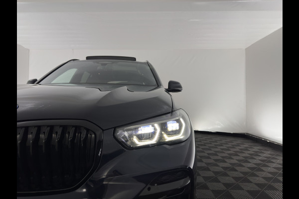 BMW X5 xDrive45e M-Sportpack High Executive (Plug-In) {SoH-91%} (INCL-BTW) *PANO | LEATHER | LASER-LED | HARMAN/KARDON | MEMORY-PACK | TOPVIEW | ADAPTIVE-CRUISE | BLINDSPOT | DIGI-COCKPIT | PRIVACY-GLASS | SHIFTPADDLES | HEAD-UP | TOWBAR | 22''A