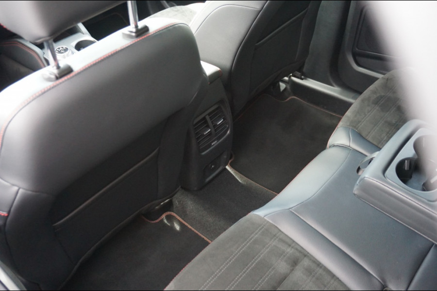 Ford Kuga 225PK PHEV ST-Line X ALLSEASONS | WINTERPACK | SPORTIEF