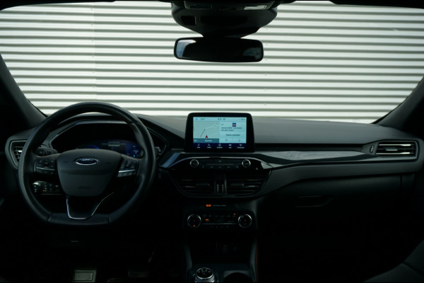 Ford Kuga 225PK PHEV ST-Line X ALLSEASONS | WINTERPACK | SPORTIEF