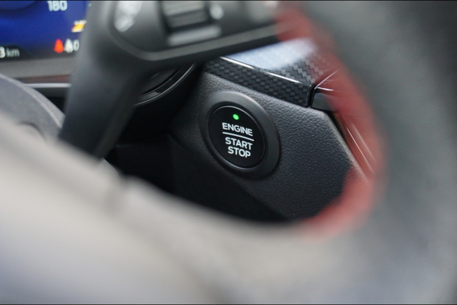 Ford Kuga 225PK PHEV ST-Line X ALLSEASONS | WINTERPACK | SPORTIEF