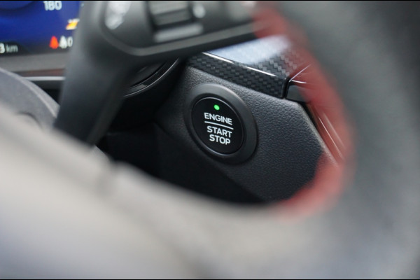 Ford Kuga 225PK PHEV ST-Line X ALLSEASONS | WINTERPACK | SPORTIEF