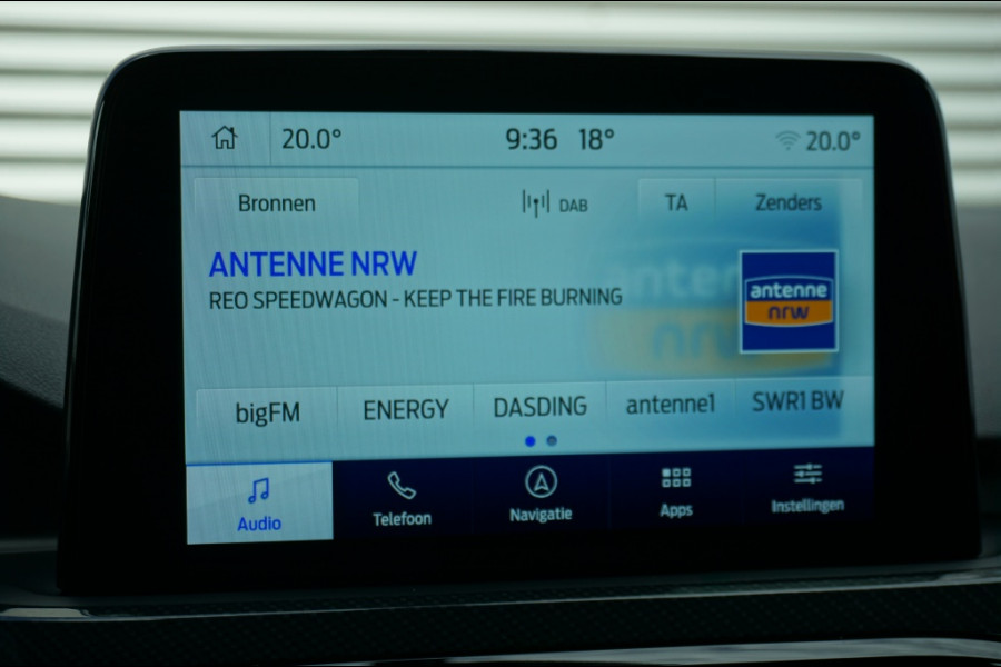 Ford Kuga 225PK PHEV ST-Line X ALLSEASONS | WINTERPACK | SPORTIEF