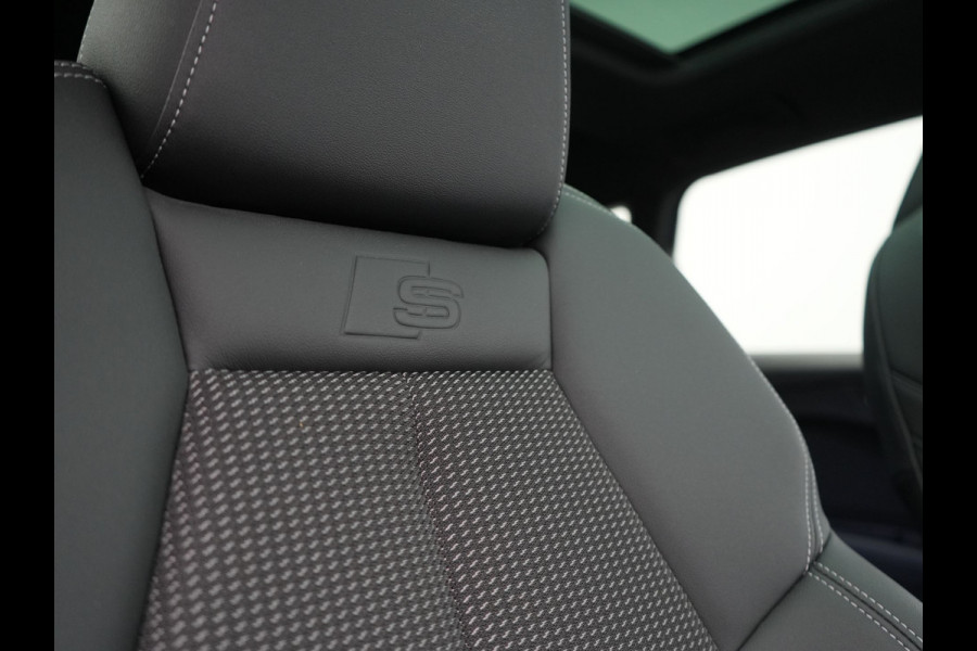 Audi Q4 e-tron 45 Quattro Edition 82 kWh 265pk Dealer O.H. | Trekhaak Af Fabriek | Panodak | S Line Interieur | Adaptive Cruise | Camera | Sportstoelen Memory & Verwarmd | Sfeerverlichting | Keyless | Navigatie | DAB |