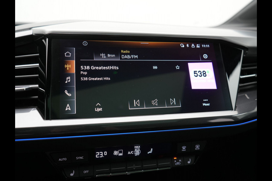 Audi Q4 e-tron 45 Quattro Edition 82 kWh 265pk Dealer O.H. | Trekhaak Af Fabriek | Panodak | S Line Interieur | Adaptive Cruise | Camera | Sportstoelen Memory & Verwarmd | Sfeerverlichting | Keyless | Navigatie | DAB |