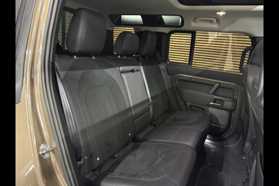 Land Rover Defender 110 2.0 D200 110 | Pano | PPF | Meridian | Trekhaak | Carplay | Geel kenteken
