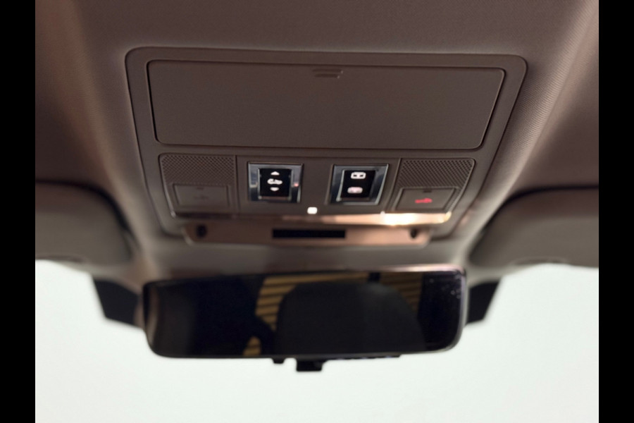 Land Rover Defender 110 2.0 D200 110 | Pano | PPF | Meridian | Trekhaak | Carplay | Geel kenteken
