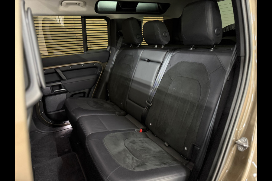 Land Rover Defender 110 2.0 D200 110 | Pano | PPF | Meridian | Trekhaak | Carplay | Geel kenteken