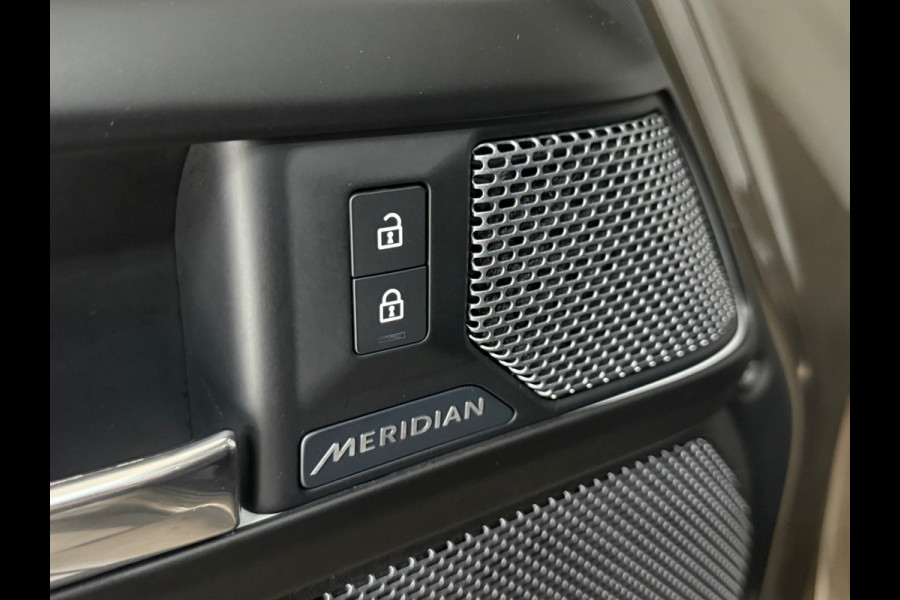 Land Rover Defender 110 2.0 D200 110 | Pano | PPF | Meridian | Trekhaak | Carplay | Geel kenteken