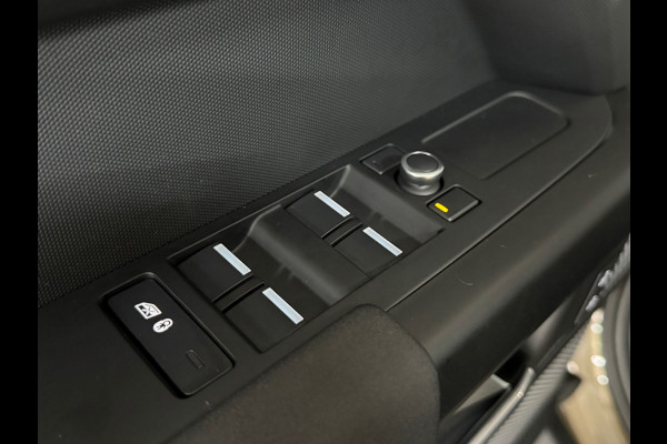 Land Rover Defender 110 2.0 D200 110 | Pano | PPF | Meridian | Trekhaak | Carplay | Geel kenteken