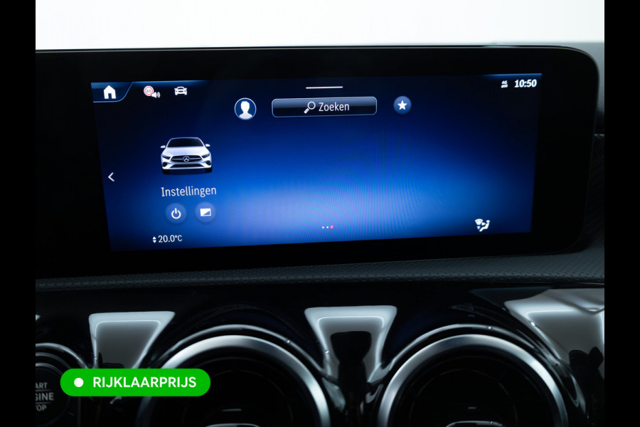 Mercedes-Benz A-Klasse 250 e Business Solution Luxury 218 PK | Adaptieve Cruise | Stoel- & Stuurverwarming | Camara | Navigatie | App. connect | Climate control | Automatisch inparkeren