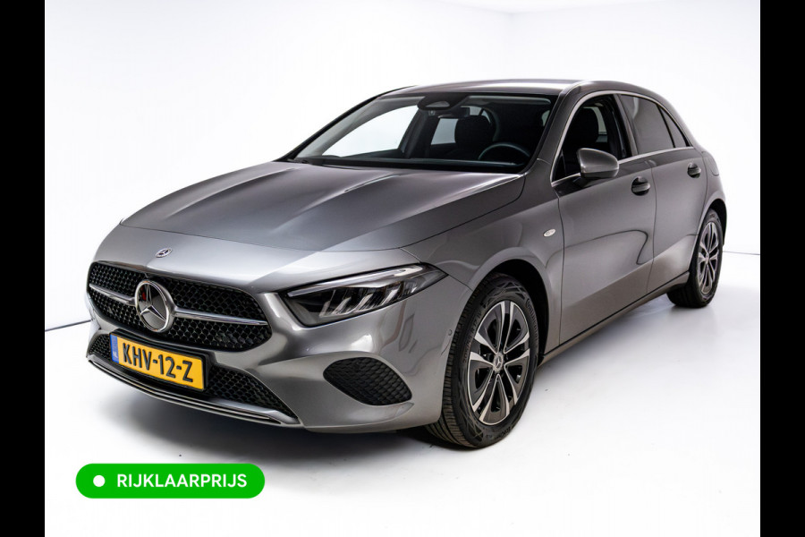 Mercedes-Benz A-Klasse 250 e Business Solution Luxury 218 PK | Adaptieve Cruise | Stoel- & Stuurverwarming | Camara | Navigatie | App. connect | Climate control | Automatisch inparkeren