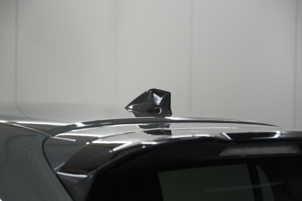 Peugeot 208 Hybrid 110 e-DCS6 Allure | Apple Carplay | Parkeersensoren Voor + Achter | Climate Control