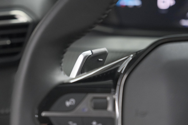 Peugeot 208 Hybrid 110 e-DCS6 Allure | Apple Carplay | Parkeersensoren Voor + Achter | Climate Control