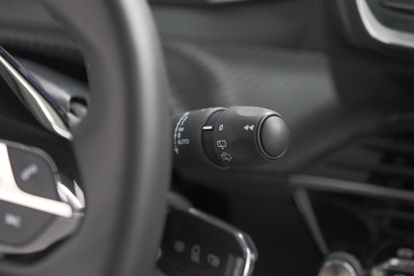 Peugeot 208 Hybrid 110 e-DCS6 Allure | Apple Carplay | Parkeersensoren Voor + Achter | Climate Control
