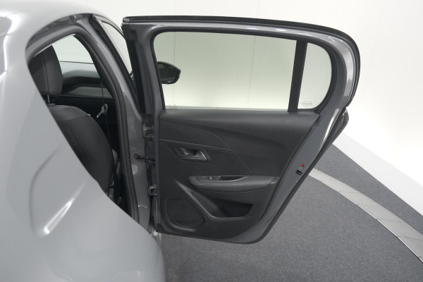 Peugeot 208 Hybrid 110 e-DCS6 Allure | Apple Carplay | Parkeersensoren Voor + Achter | Climate Control