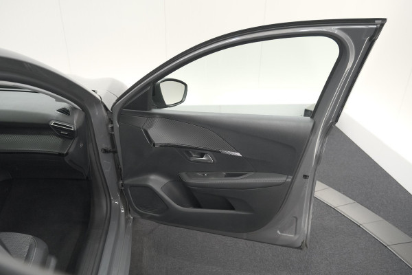 Peugeot 208 Hybrid 110 e-DCS6 Allure | Apple Carplay | Parkeersensoren Voor + Achter | Climate Control