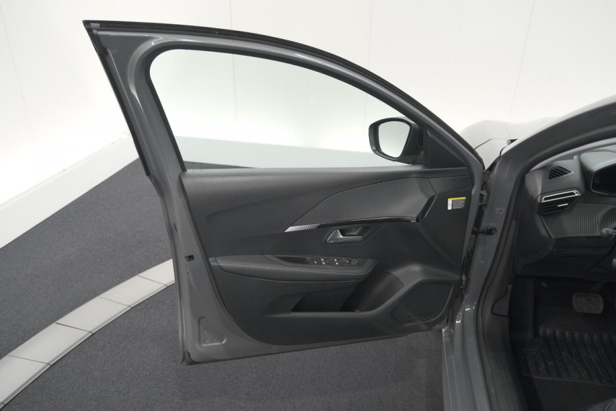 Peugeot 208 Hybrid 110 e-DCS6 Allure | Apple Carplay | Parkeersensoren Voor + Achter | Climate Control