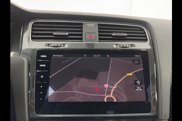 Volkswagen e-Golf e-Golf * FULL-LED | NAVI-FULLMAP | KEYLESS | AMBIENT-LIGHT | ECC |  PDC | 16''ALU*
