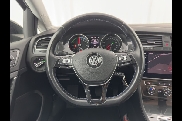 Volkswagen e-Golf e-Golf * FULL-LED | NAVI-FULLMAP | KEYLESS | AMBIENT-LIGHT | ECC |  PDC | 16''ALU*
