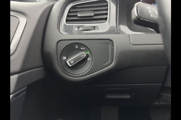 Volkswagen e-Golf e-Golf * FULL-LED | NAVI-FULLMAP | KEYLESS | AMBIENT-LIGHT | ECC |  PDC | 16''ALU*