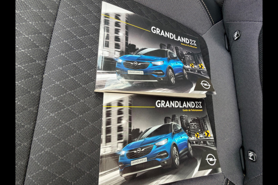Opel Grandland X 1.2 Turbo Ultimate, 31000 km, achteruitrijcamera, trekhaak, navigatie, 1/2 leder, nieuwstaat