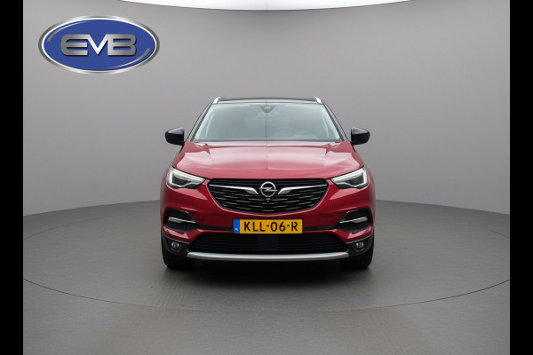 Opel Grandland X 1.2 Turbo Ultimate, 31000 km, achteruitrijcamera, trekhaak, navigatie, 1/2 leder, nieuwstaat