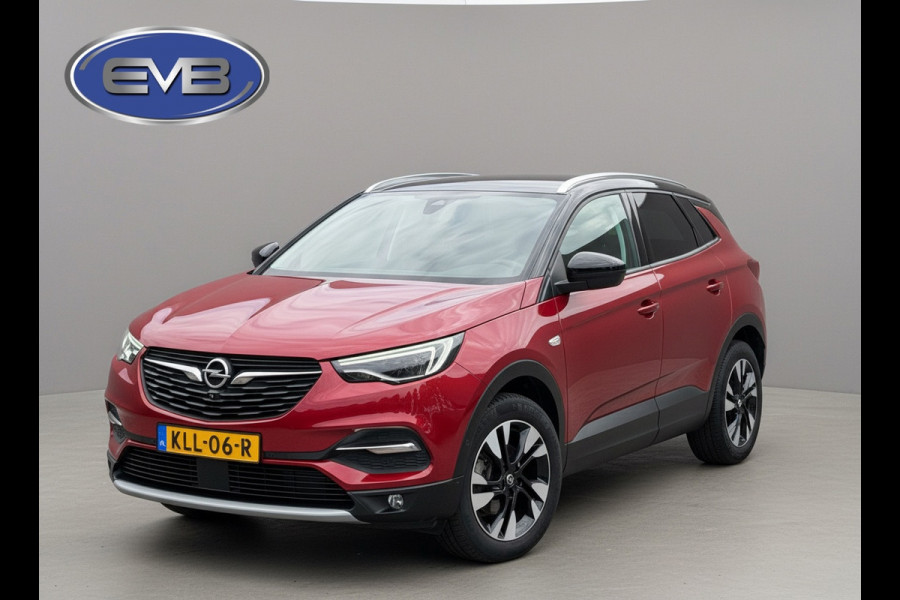 Opel Grandland X 1.2 Turbo Ultimate, 31000 km, achteruitrijcamera, trekhaak, navigatie, 1/2 leder, nieuwstaat