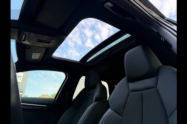 Audi A3 Sportback 35 TFSI edition one - Automaat - Pano/Schuifdak - Navi - Climate - Org.NL