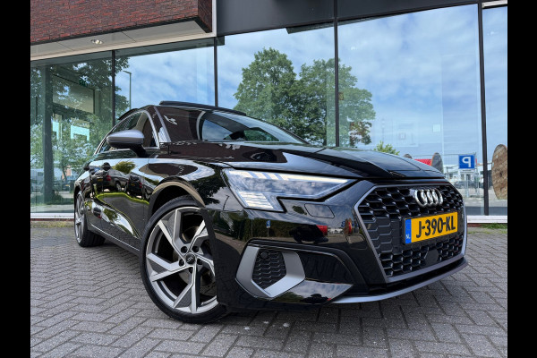 Audi A3 Sportback 35 TFSI edition one - Automaat - Pano/Schuifdak - Navi - Climate - Org.NL