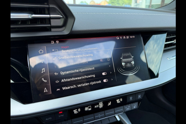 Audi A3 Sportback 35 TFSI edition one - Automaat - Pano/Schuifdak - Navi - Climate - Org.NL